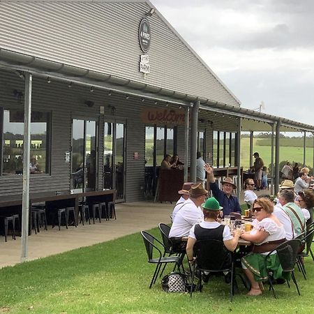 Hunter Valley Resort, Hunter Farm Adventure Centre & 4 Pines At The Farm Pokolbin Exterior photo