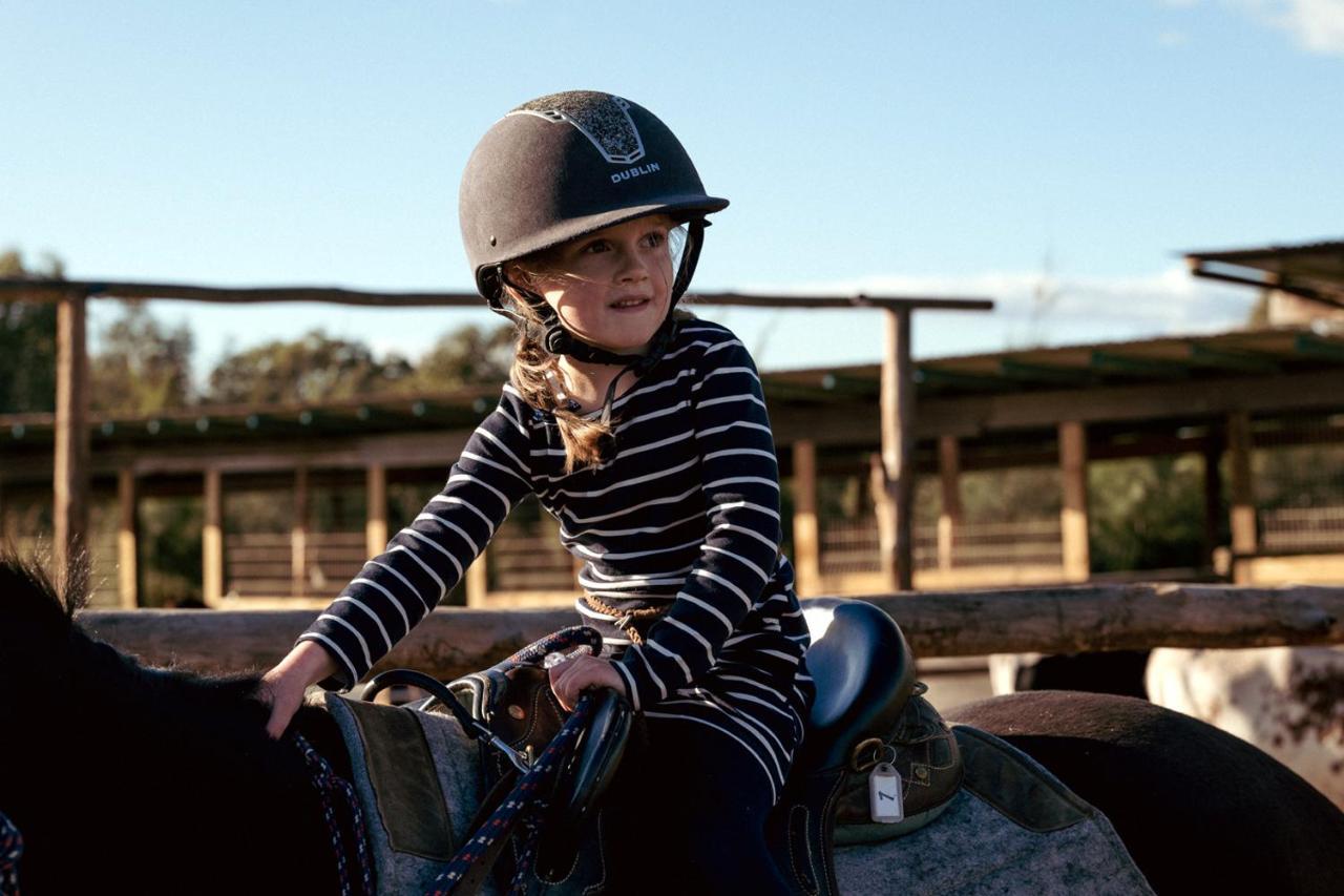 Hunter Valley Resort, Hunter Farm Adventure Centre & 4 Pines At The Farm Pokolbin Exterior photo