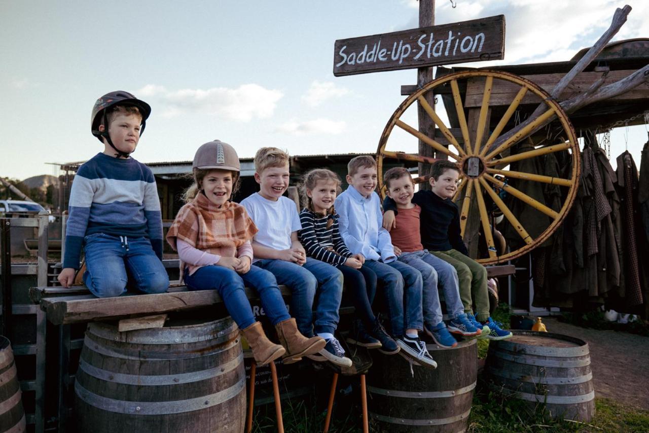 Hunter Valley Resort, Hunter Farm Adventure Centre & 4 Pines At The Farm Pokolbin Exterior photo