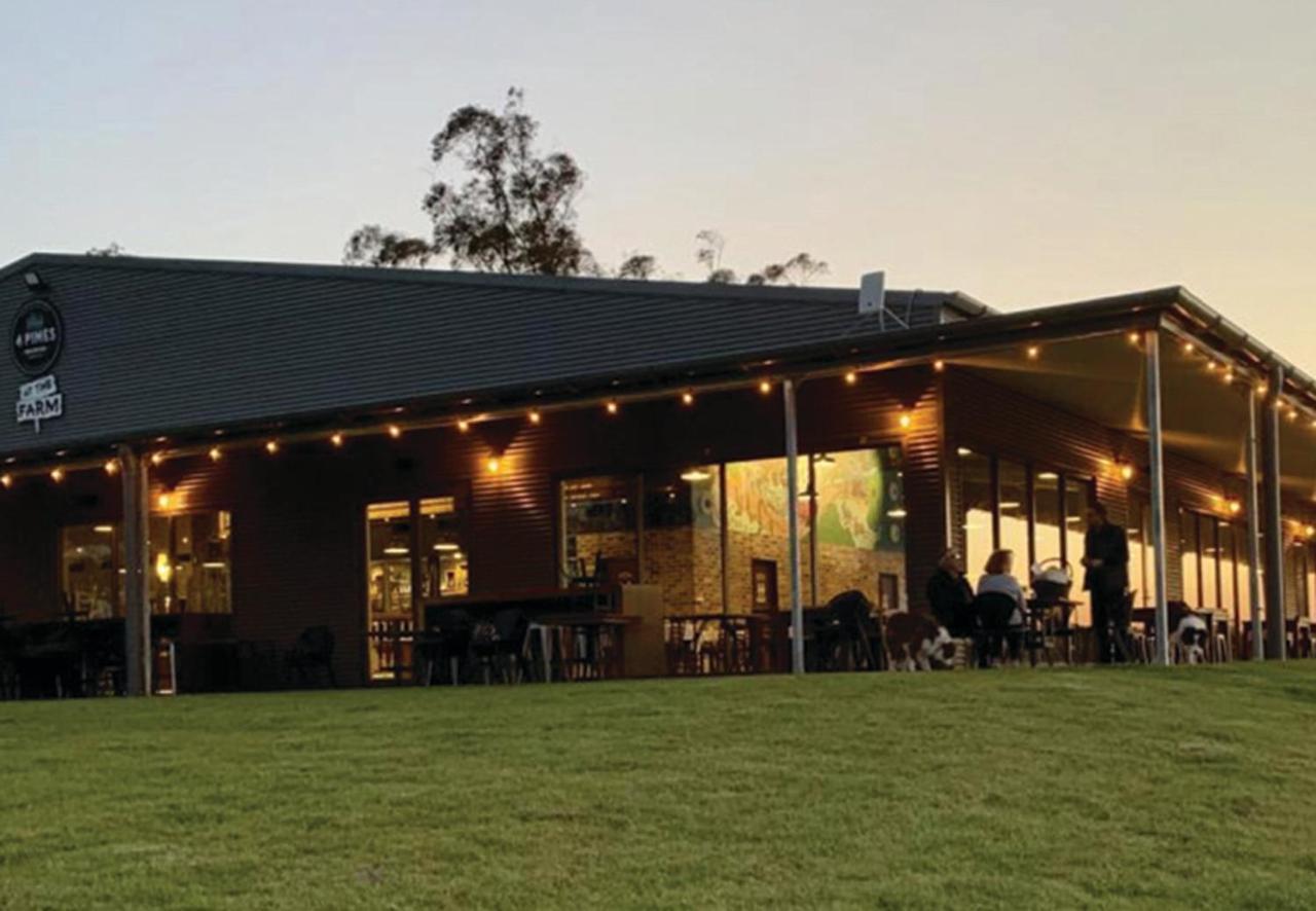 Hunter Valley Resort, Hunter Farm Adventure Centre & 4 Pines At The Farm Pokolbin Exterior photo